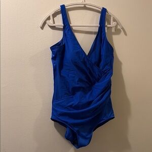 Miraclesuit women’s Blue One Piece Swimsuit - rouging - size L/XL